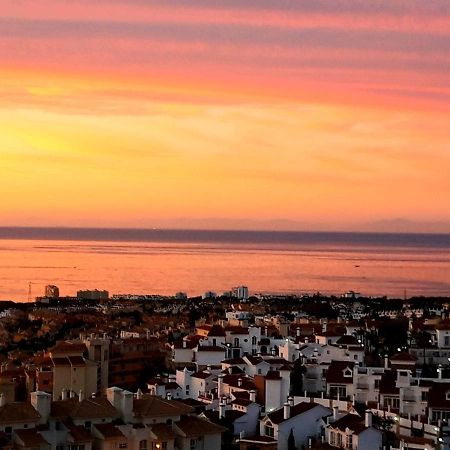 4 Bedroom Holiday Townhouse In Riviera Del Sol With Sea Views Sitio de Calahonda Exterior photo